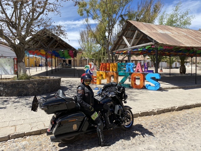 Alesita Biker Mineral de Pozos