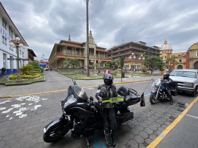 Alesita Biker Palacio de Hierro