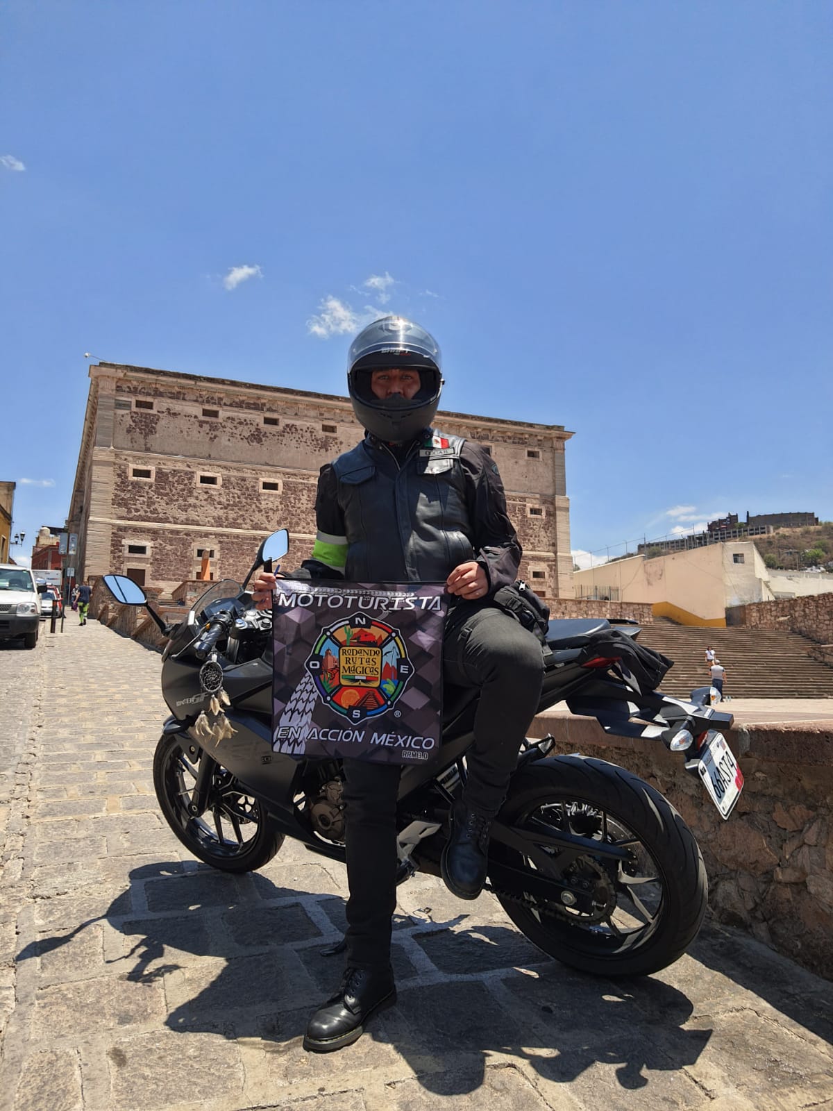 LA ALHÓNDIGA DE GRANADITAS