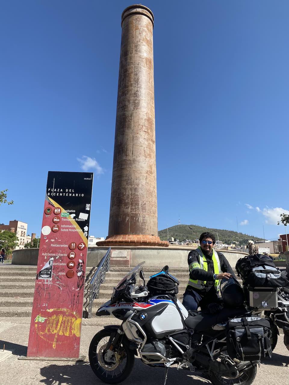 PLAZA DEL BICENTENARIO