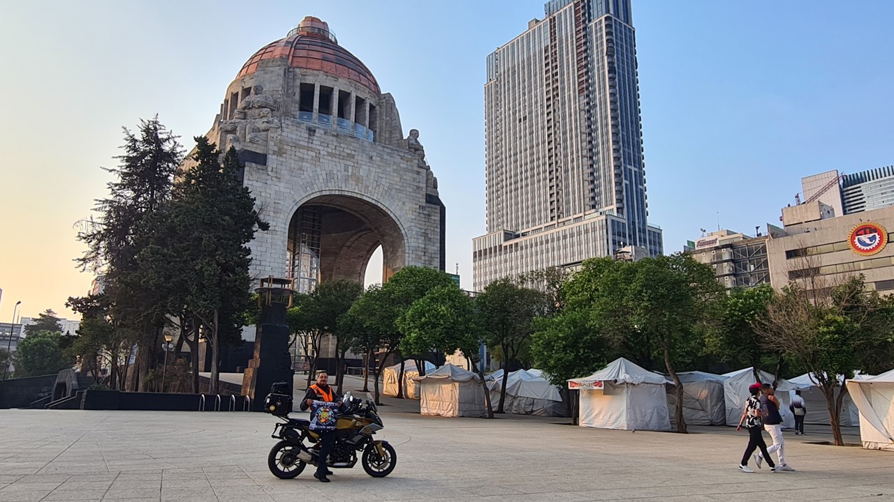 MONUMENTO A LA REVOLUCION