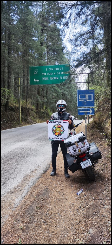 Asfalto y dos ruedas.