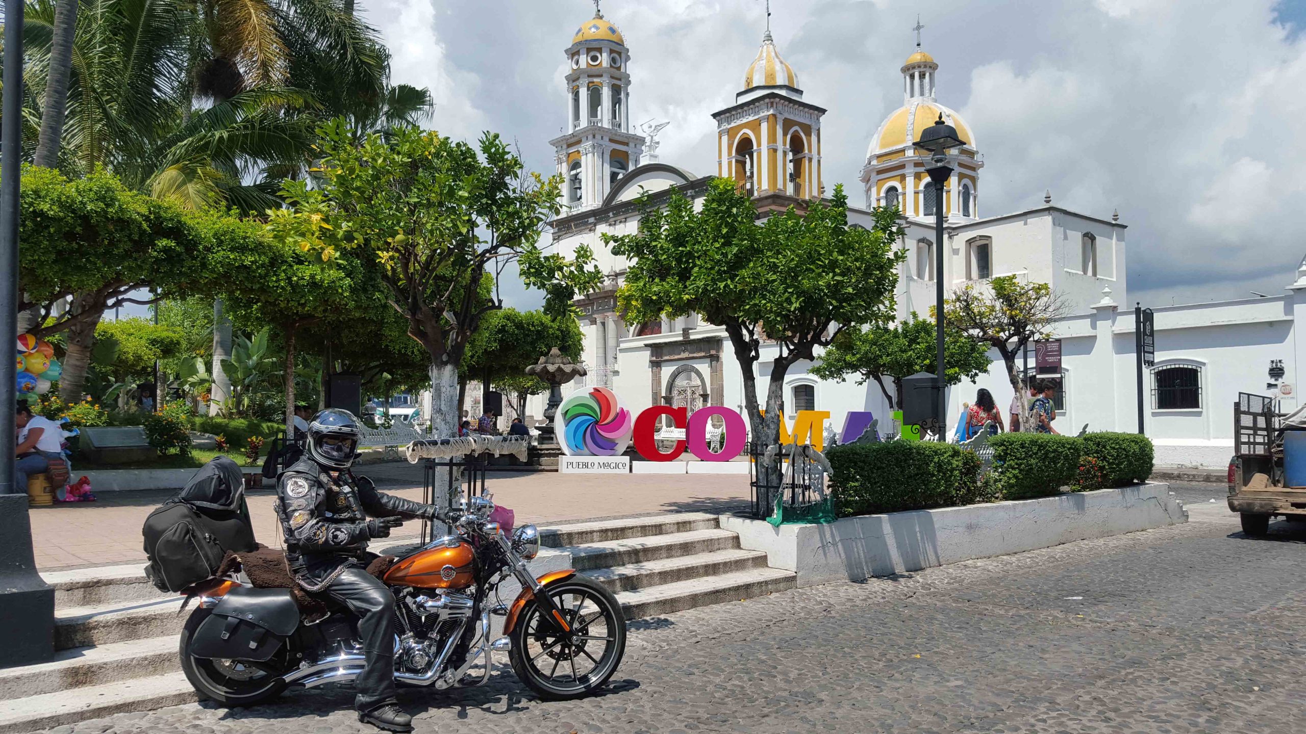 Parroquia de San Miguel Arcángel del Espíritu Santo, Comala Colima