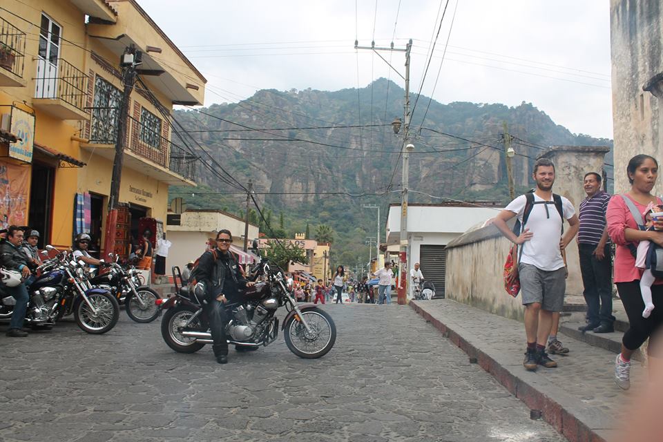 Tepoztlan Mor. con Bizarros MC