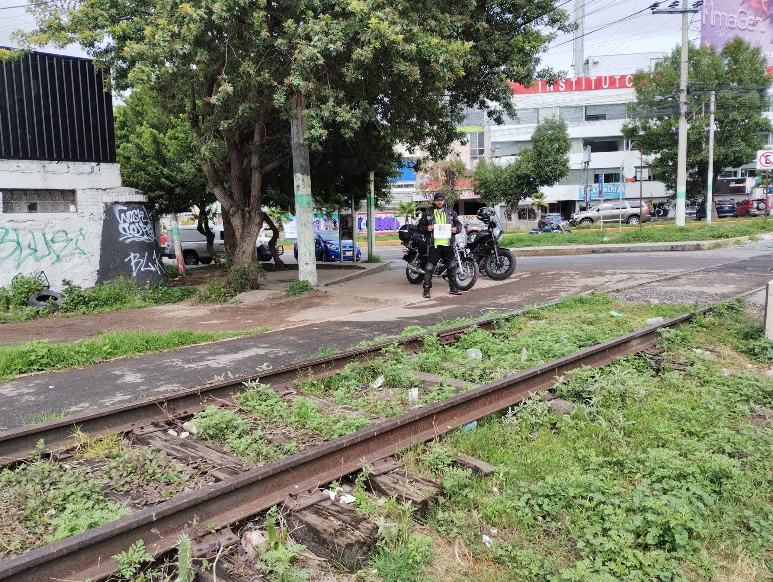 EXPRRM 015 Cruce de tren