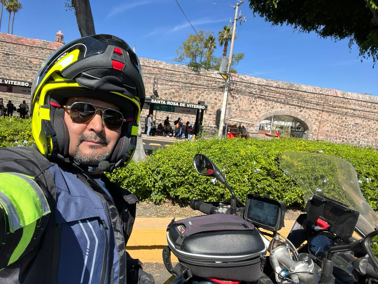 En l avenida principal d e Querétaro y centro cerca de la alameda