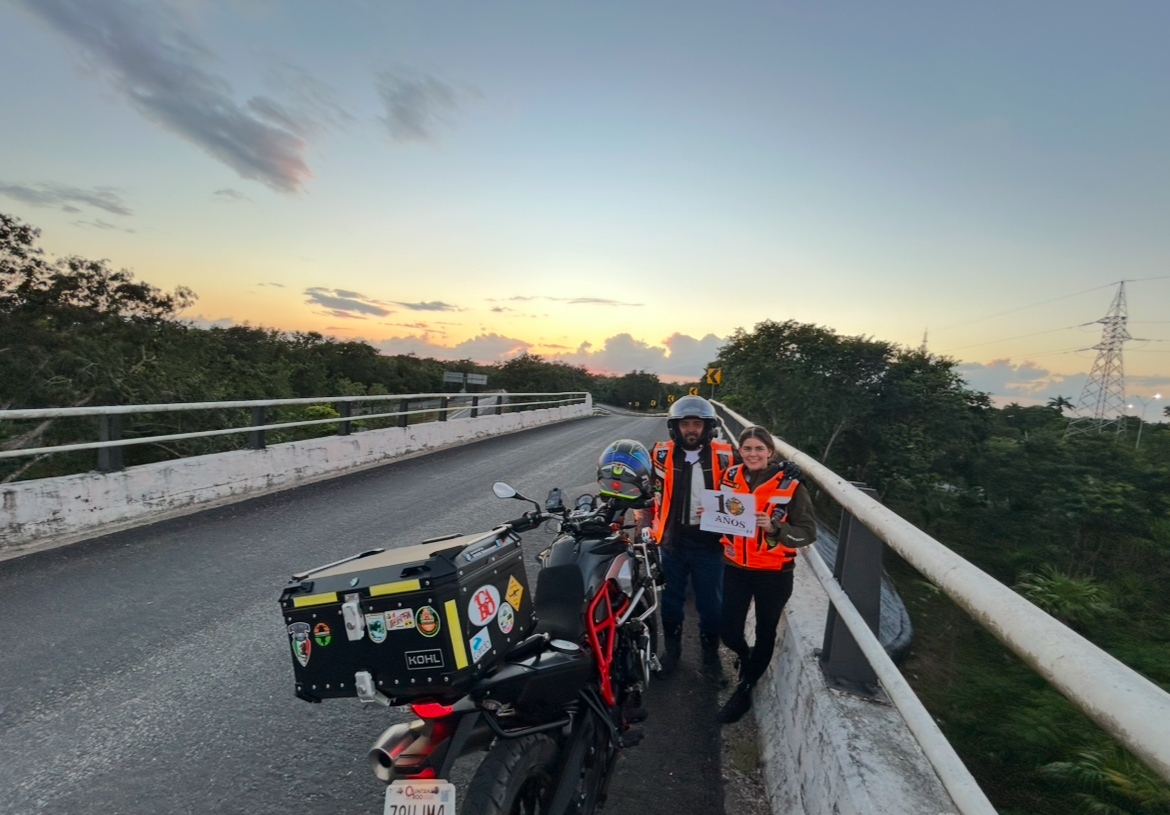 Atardecer en carretera