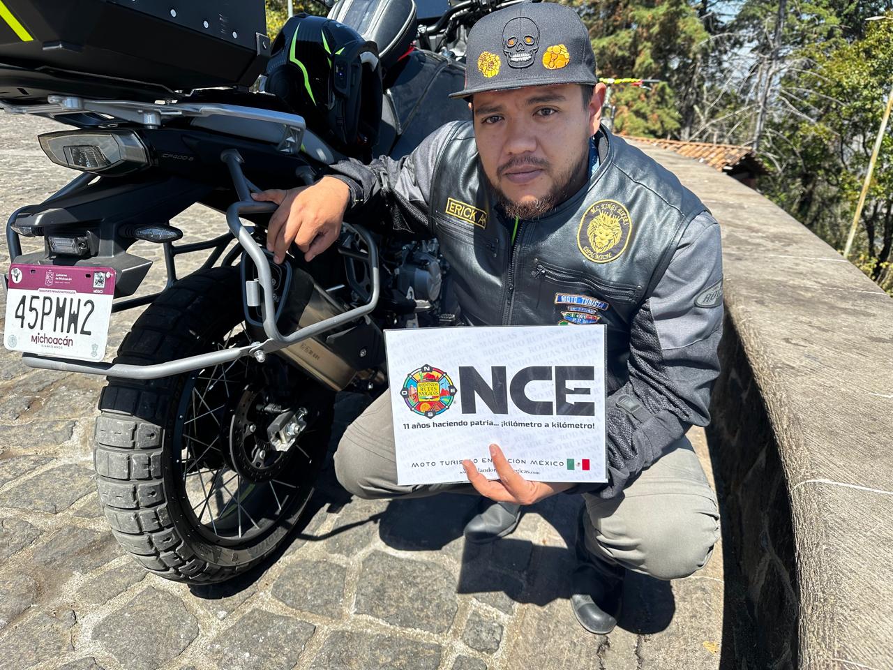 ACCESORIO DE MOTO “ESCAPE”