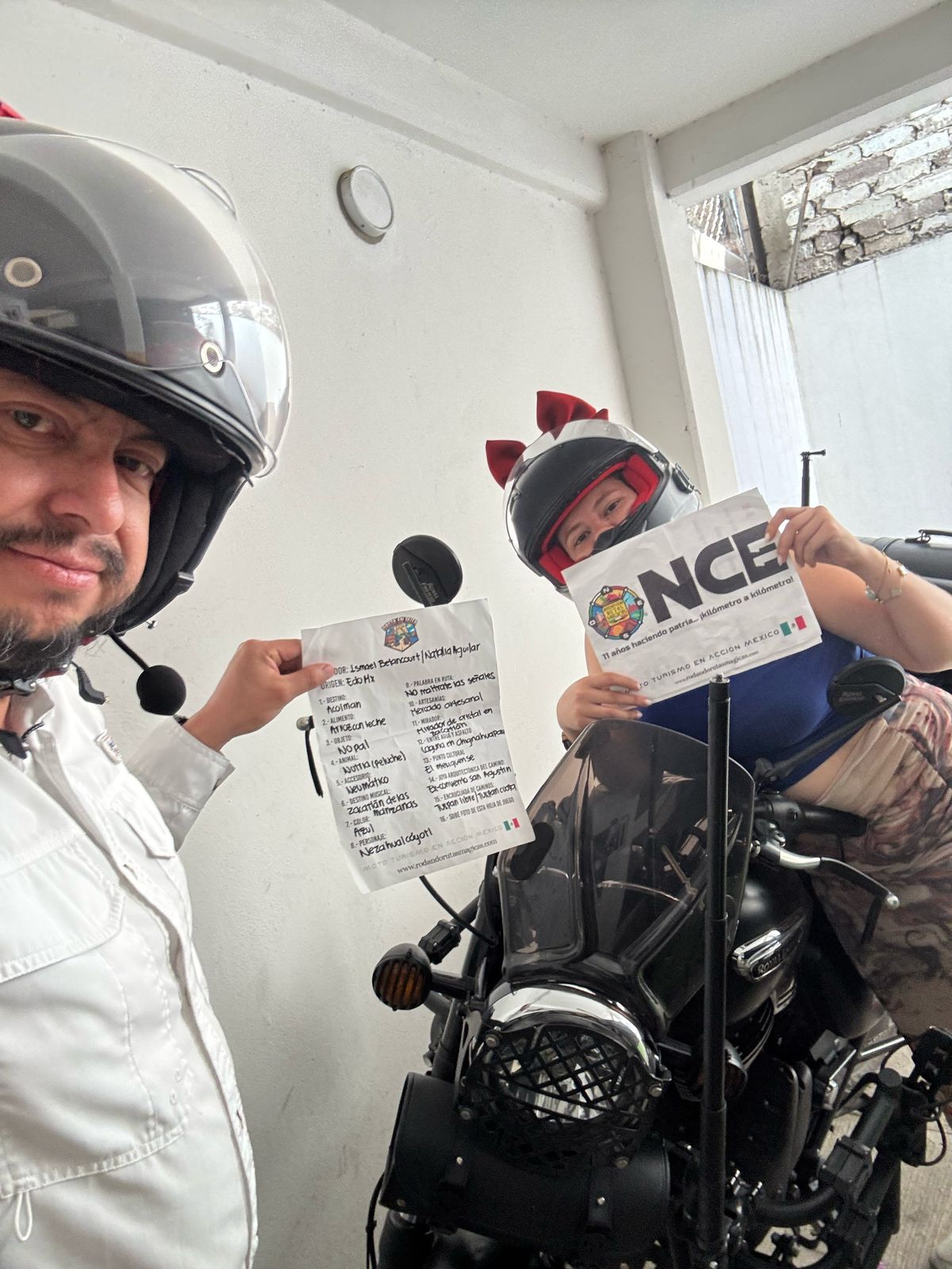 Foto de la hoja de basta en ruta