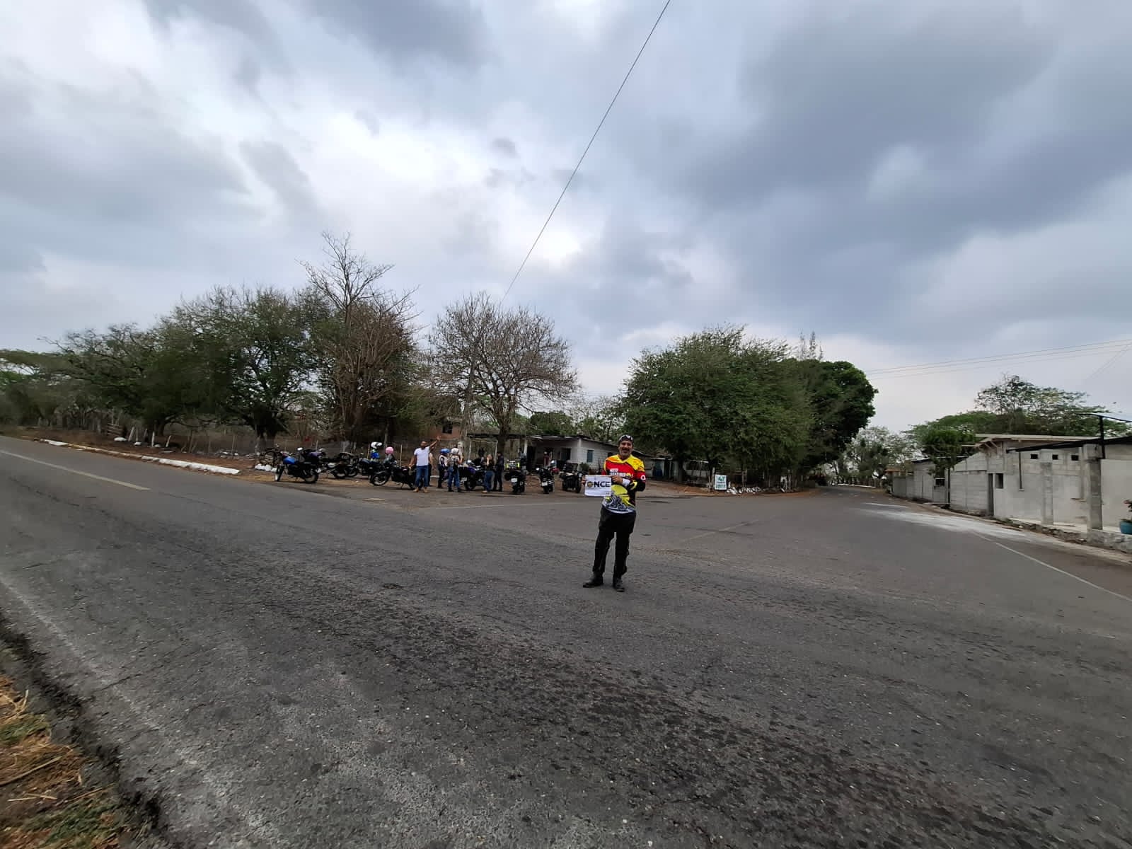 Encrucijada en el camino