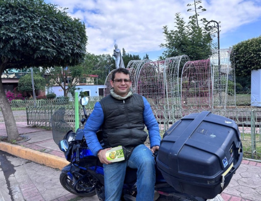 Estatua del santo ( luchador )