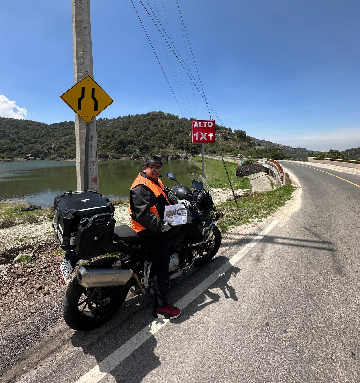 Entre Agua y Asfalto