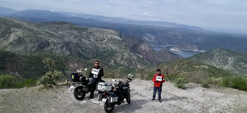 Entre agua y asfalto