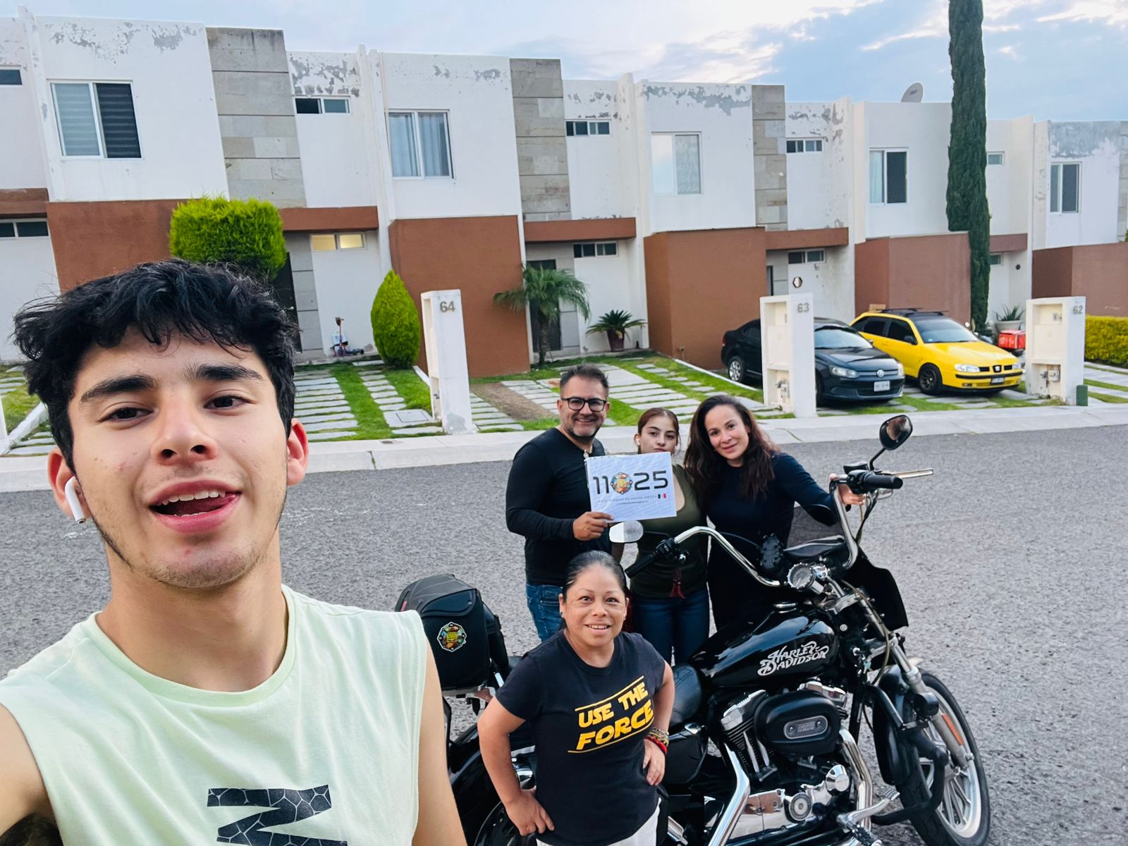 La tripulación completa