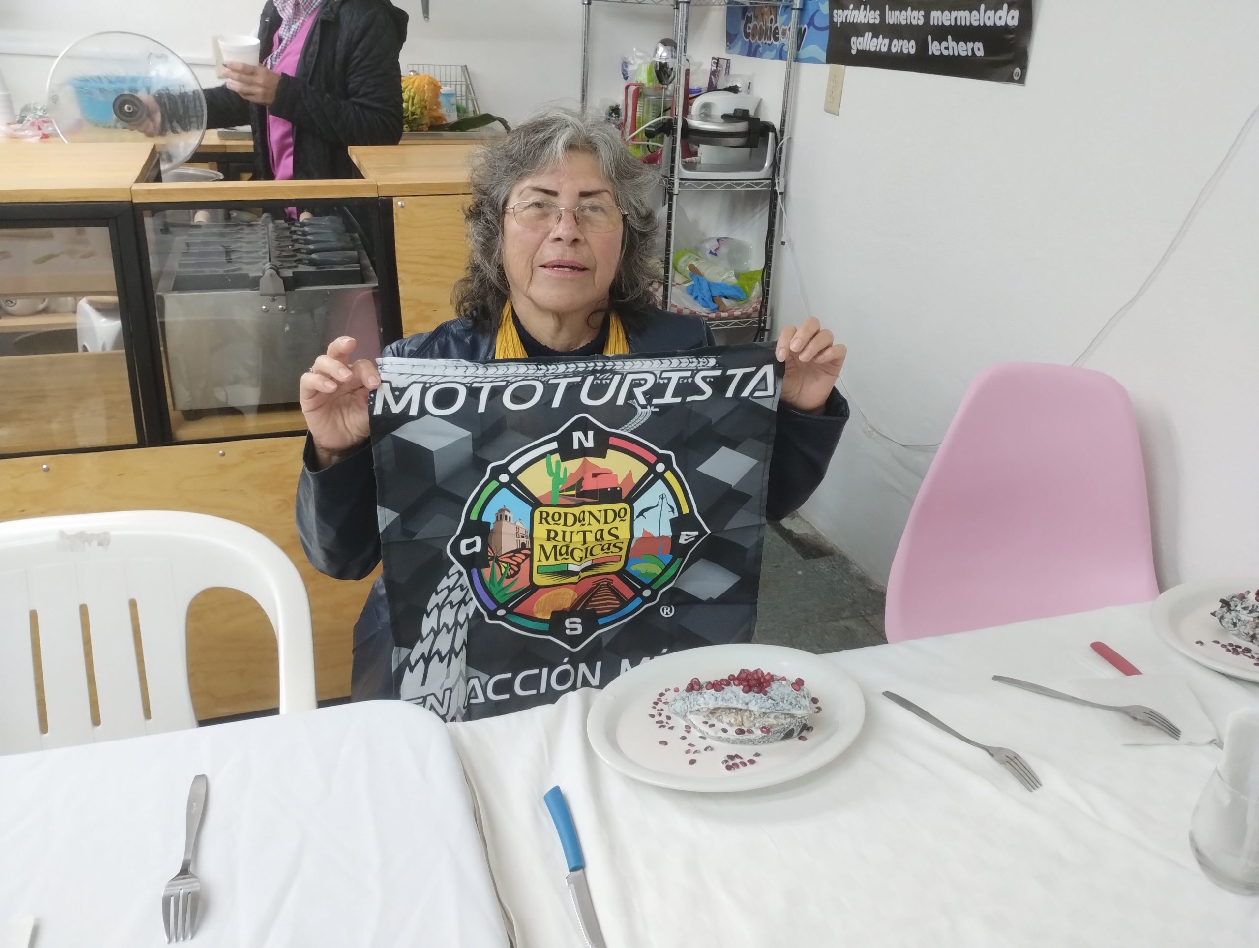 MG 021 Chiles en nogada