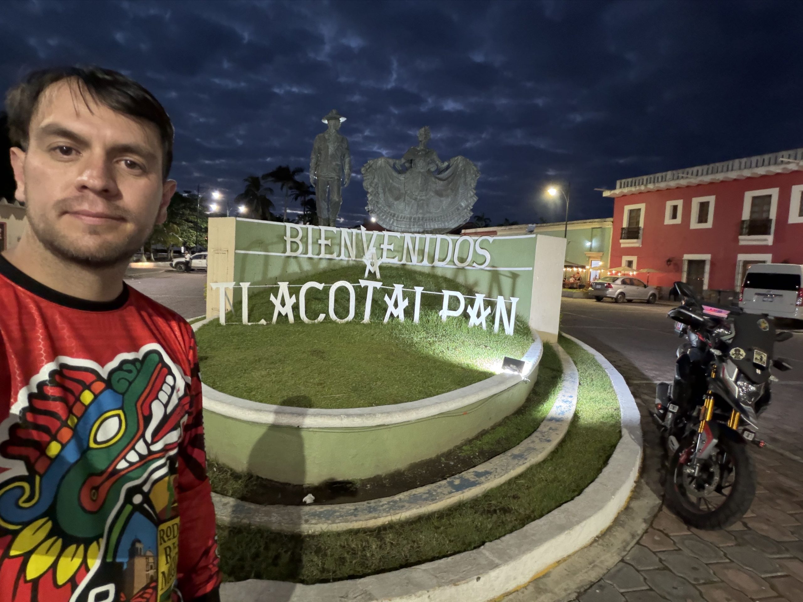 Escultura a los jarochos