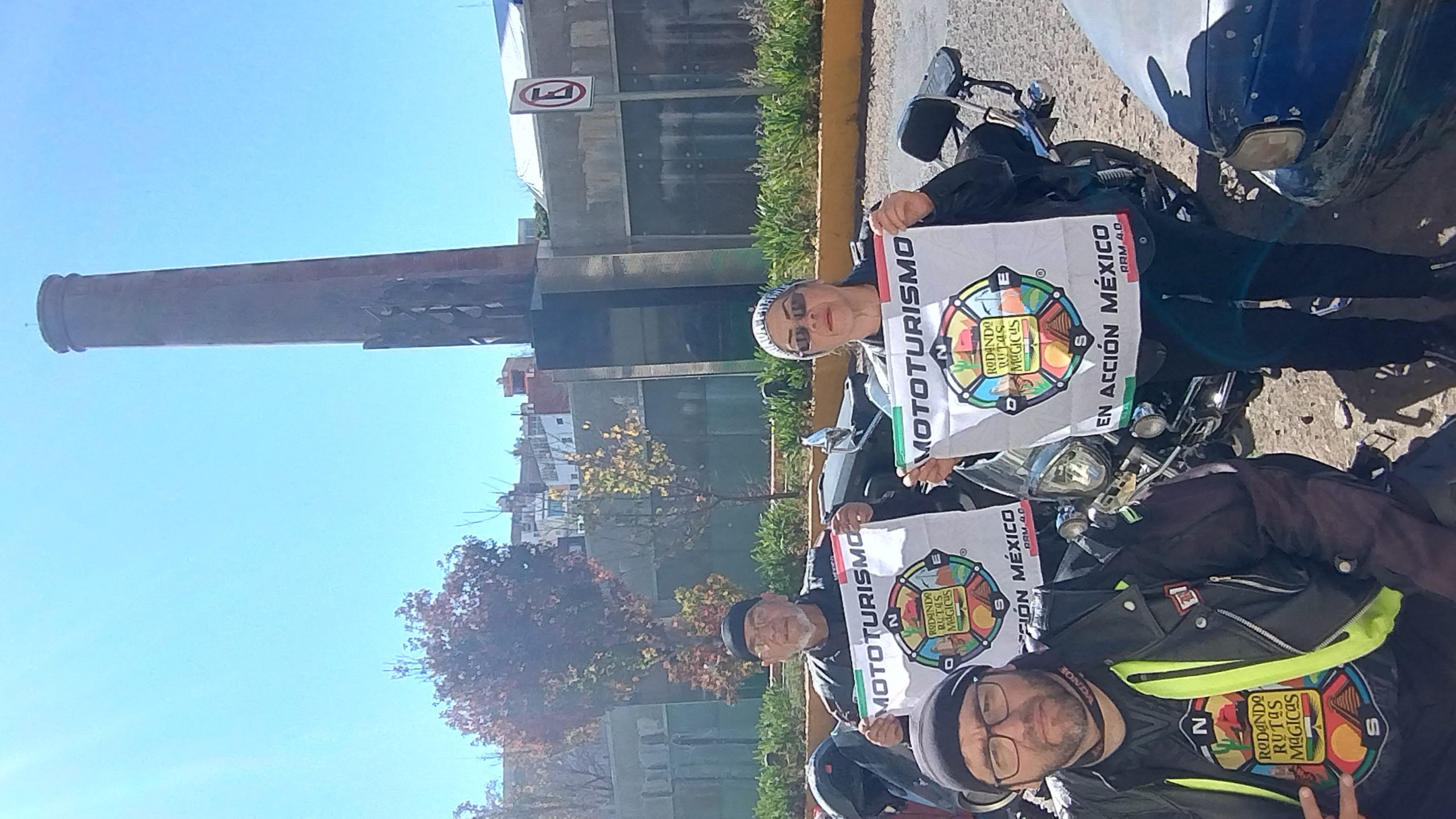 EMX 082 Plaza Bicentenario