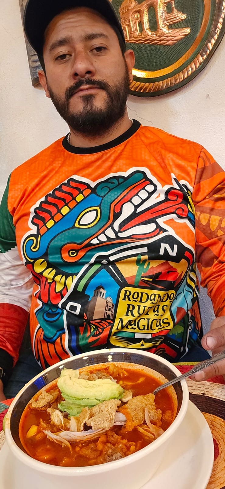 Pozole rojo estilo guerrero