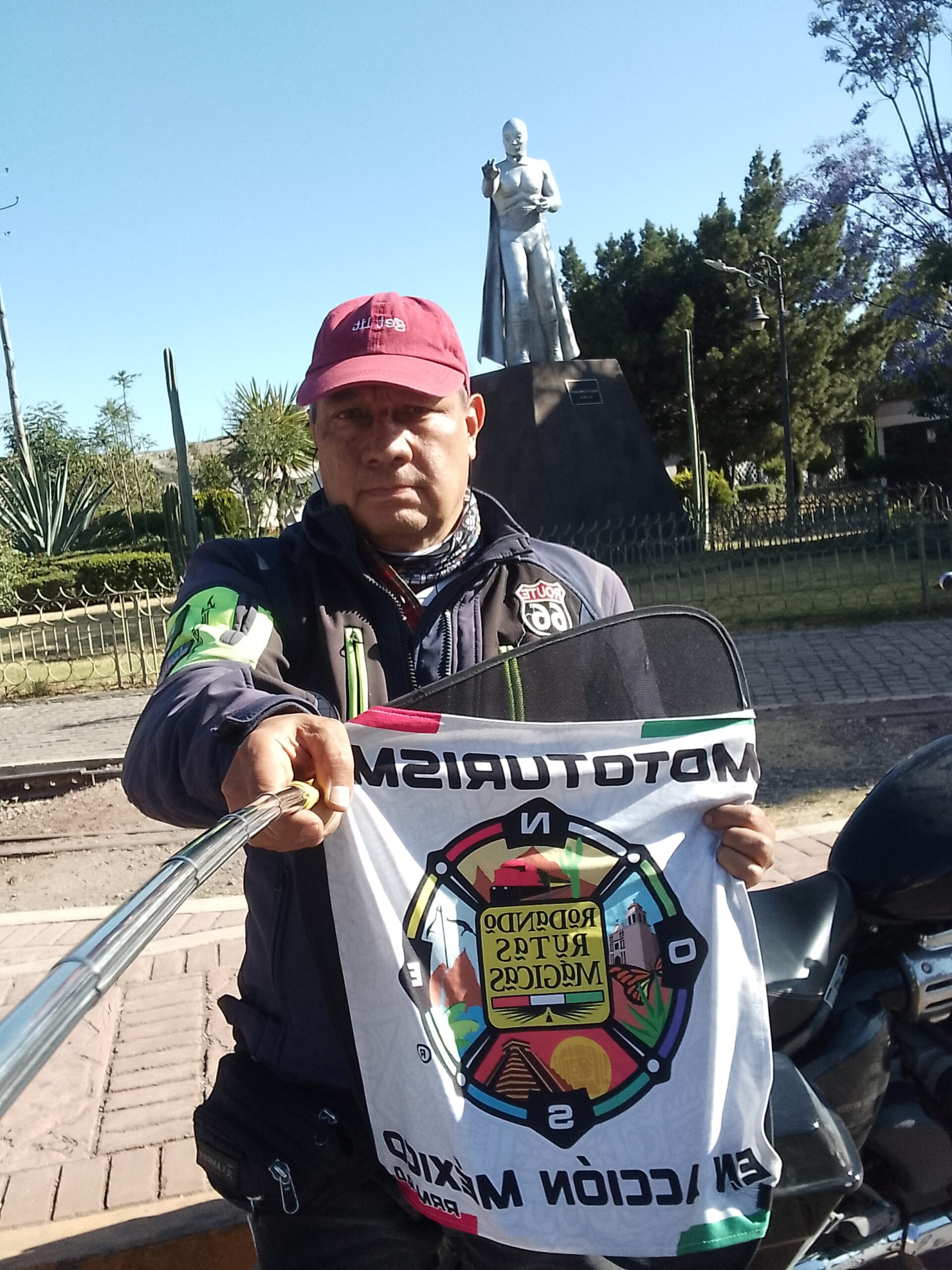 Estatua del Santo en Tulancingo, Hidalgo – México Único Personajes Mexicanos