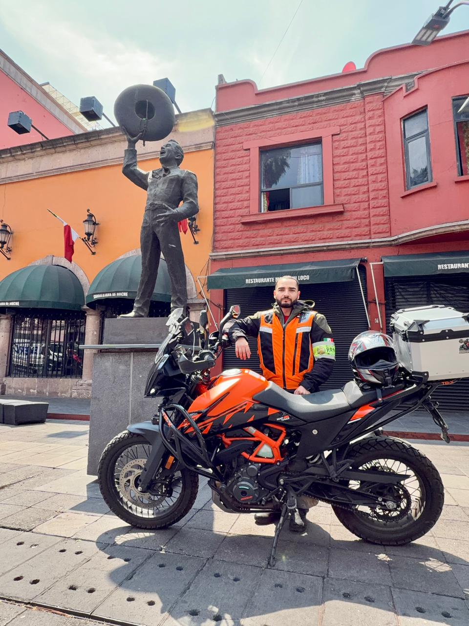 Estatua de Pedro Infante