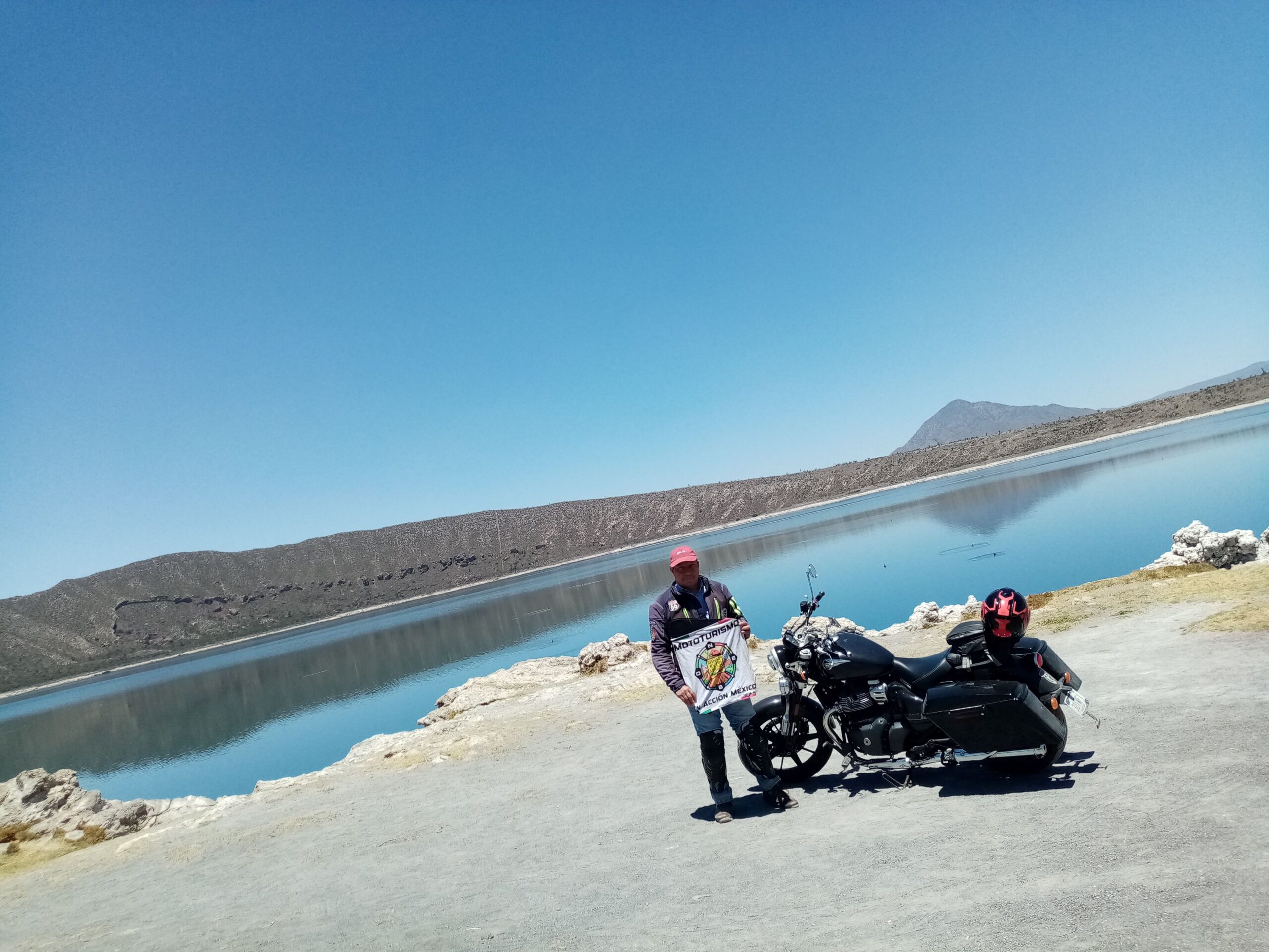Laguna de Alchichica en Puebla – México Encantador
