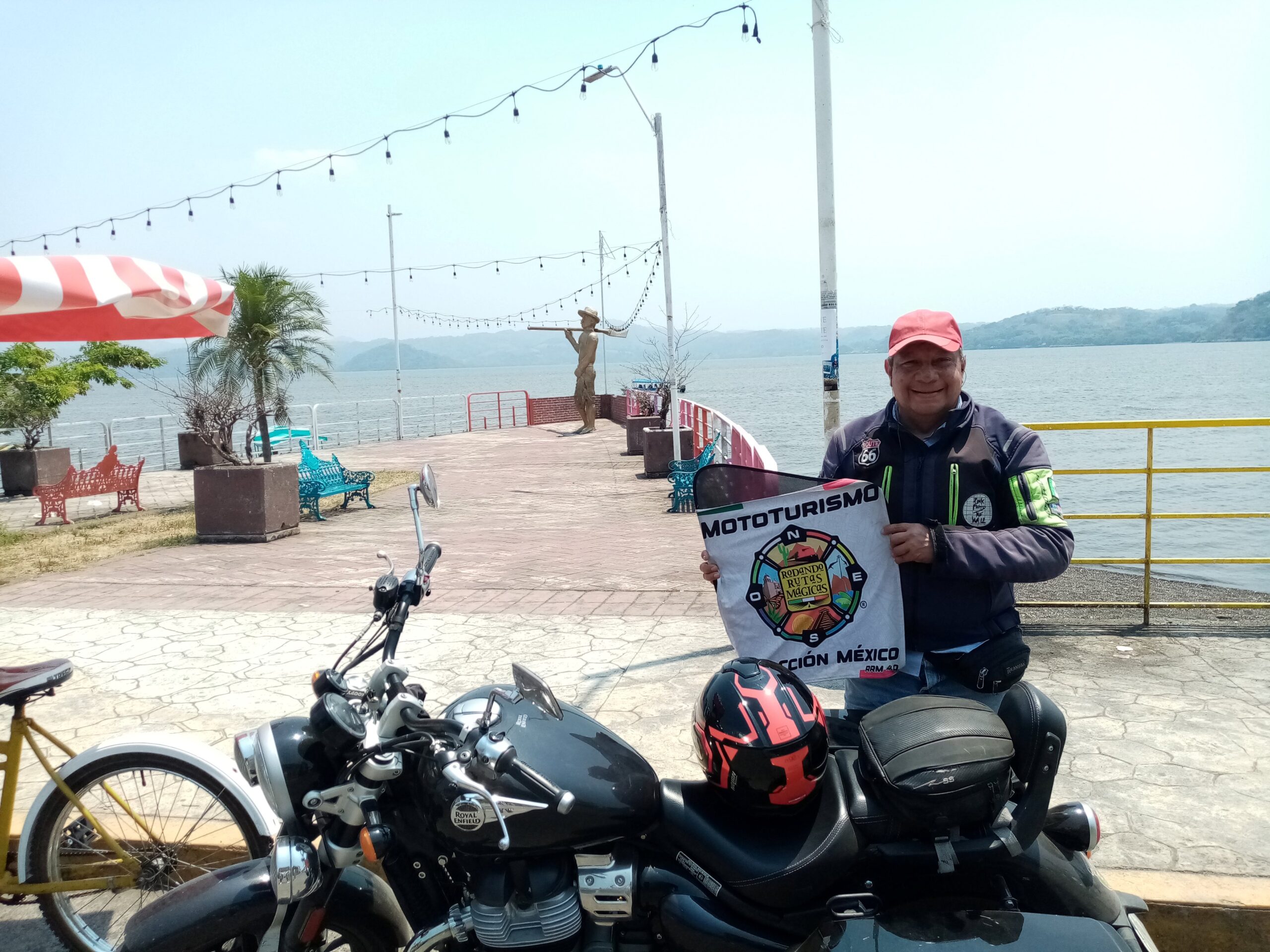 Laguna de Catemaco, Veracruz – México Azul