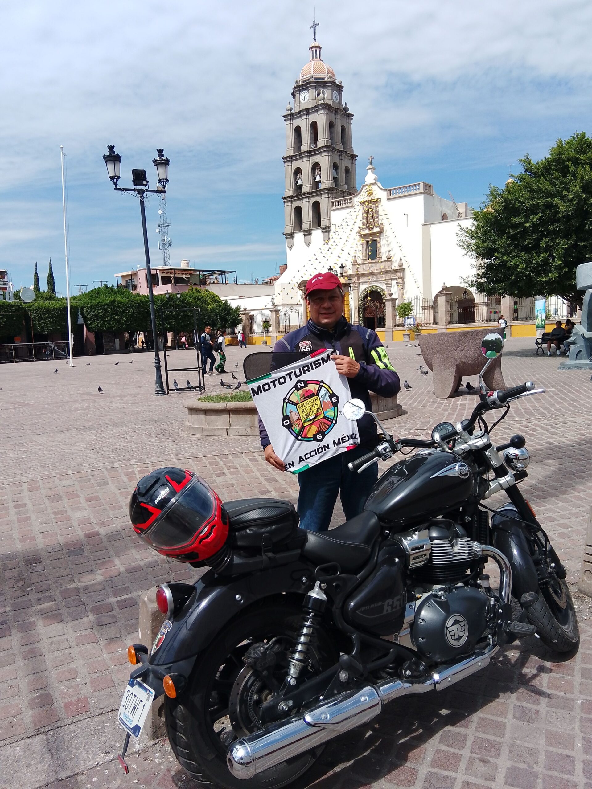 Templo de San Francisco de Asís en Comonfort, Guanajuato Pueblo Mágico
