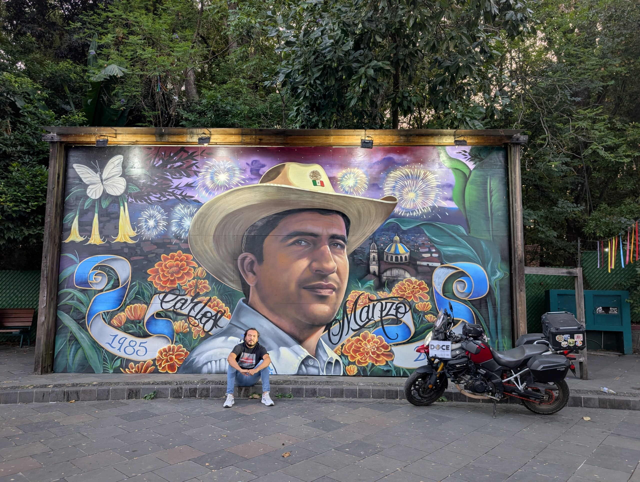 Con El del Sombrero