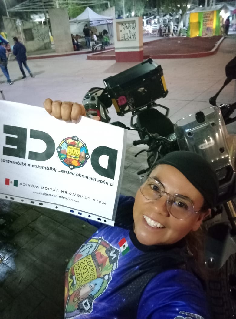 Postal vida nocturna