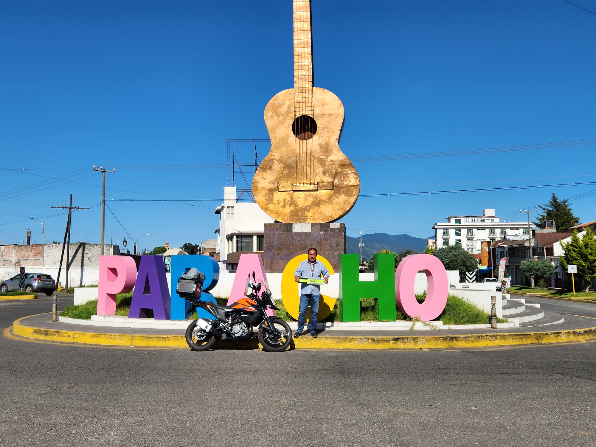PARACHO