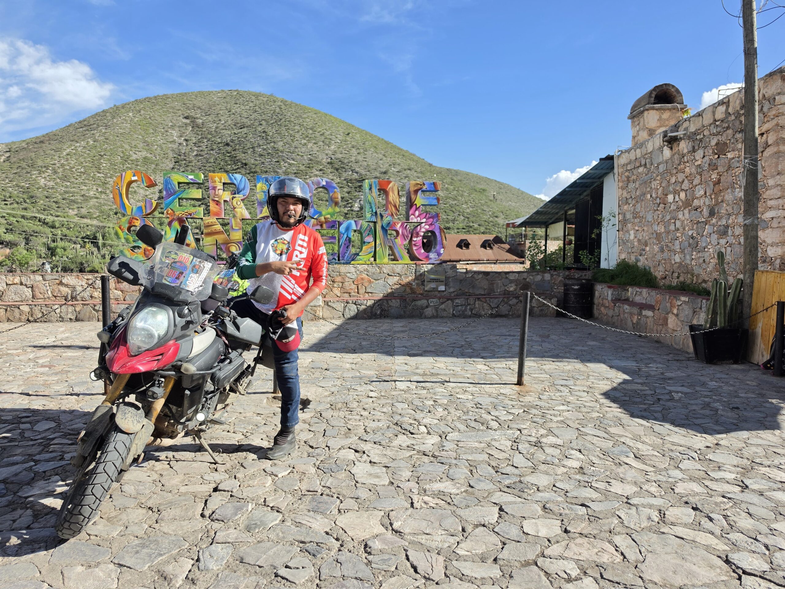 El Pueblito Platero