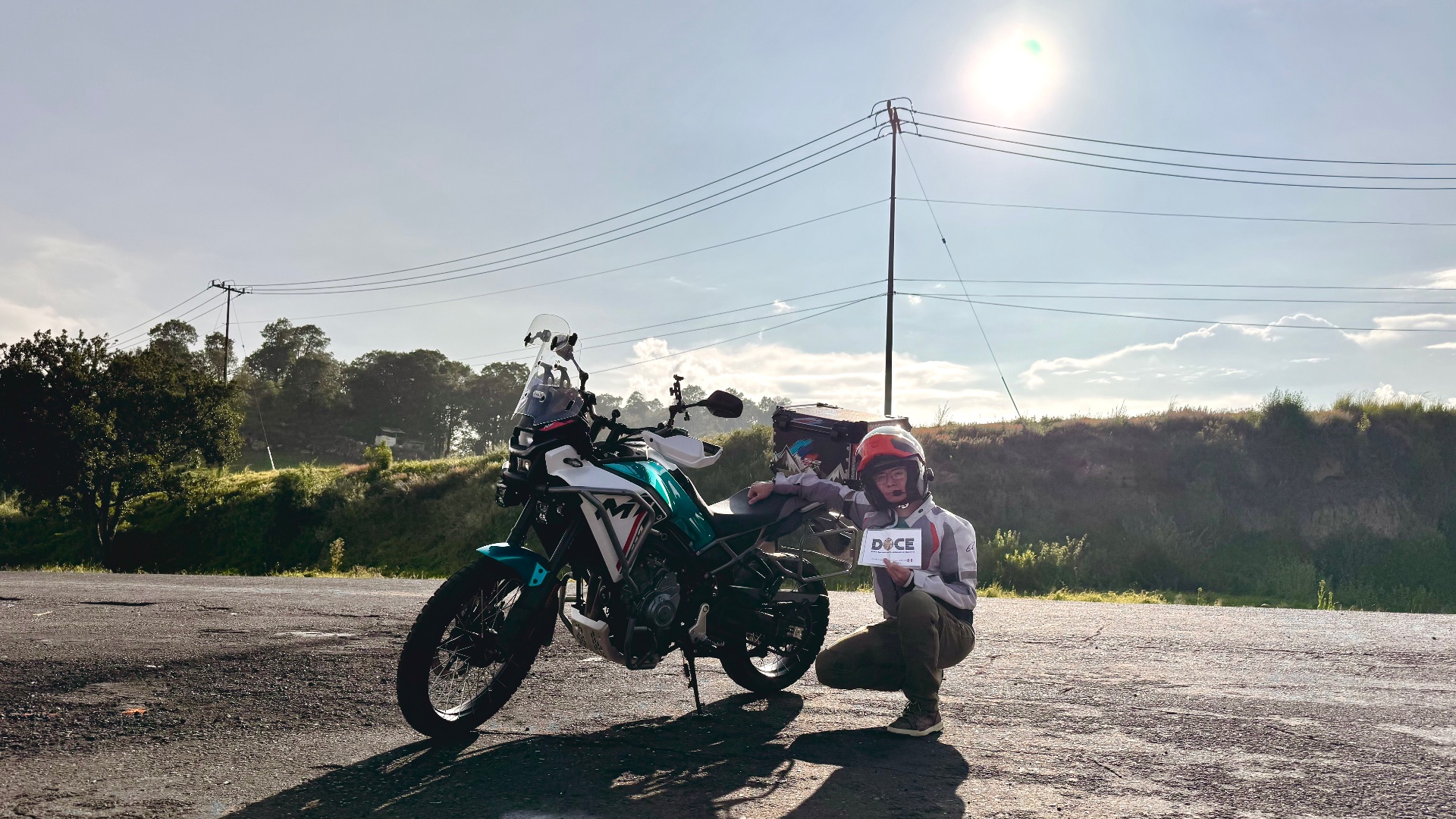 Atardecer en carretera