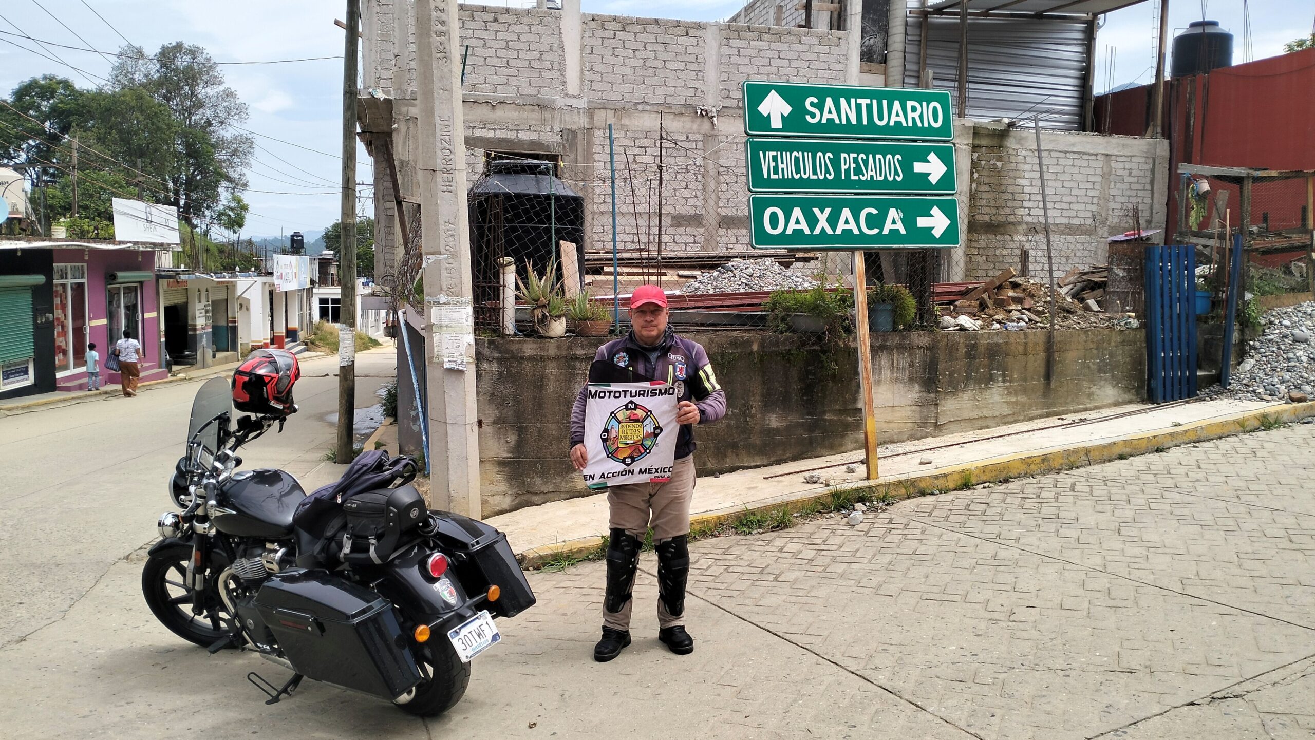 Entrada a Santa Catarina Juquila, Oaxaca – Pueblo Mágico