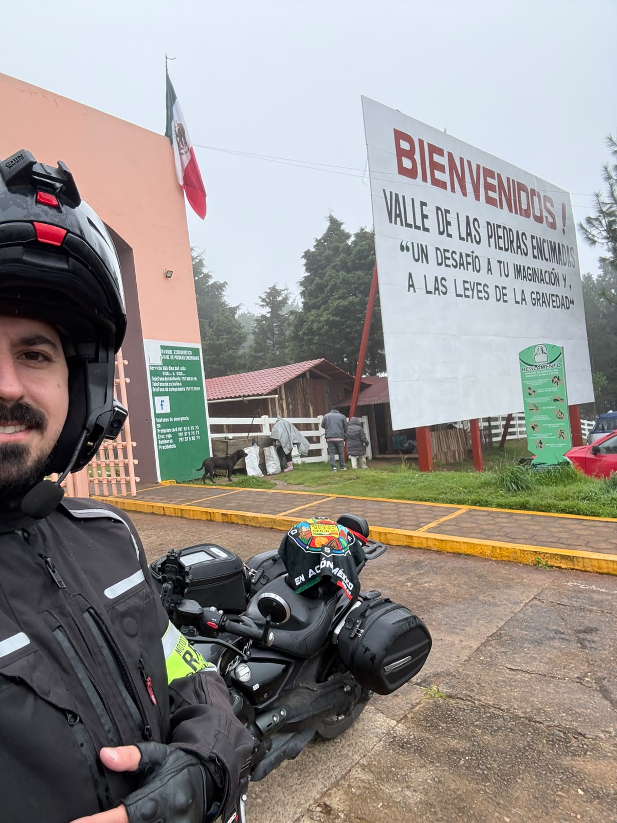 VALLE DE PIEDRAS ENCIMADAS (25-10-2026)